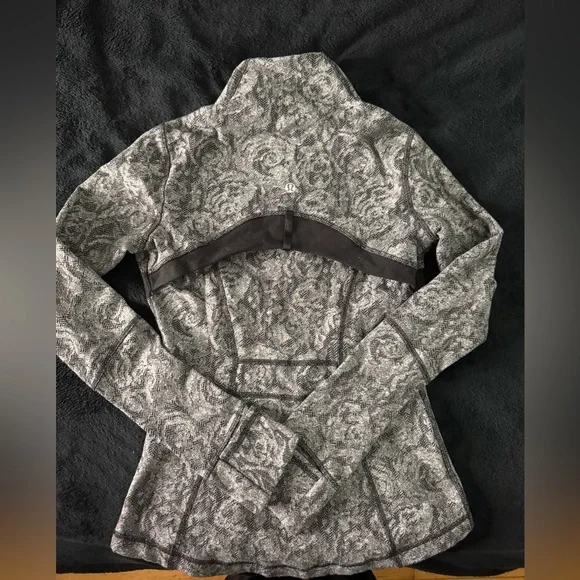 lululemon define jacket - Picture 4 of 4